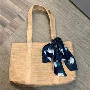 Straw tote bag